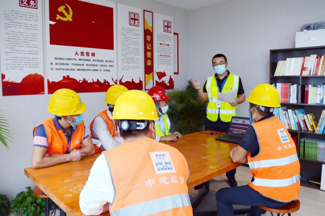 5凯发k8一触即发装饰.jpg