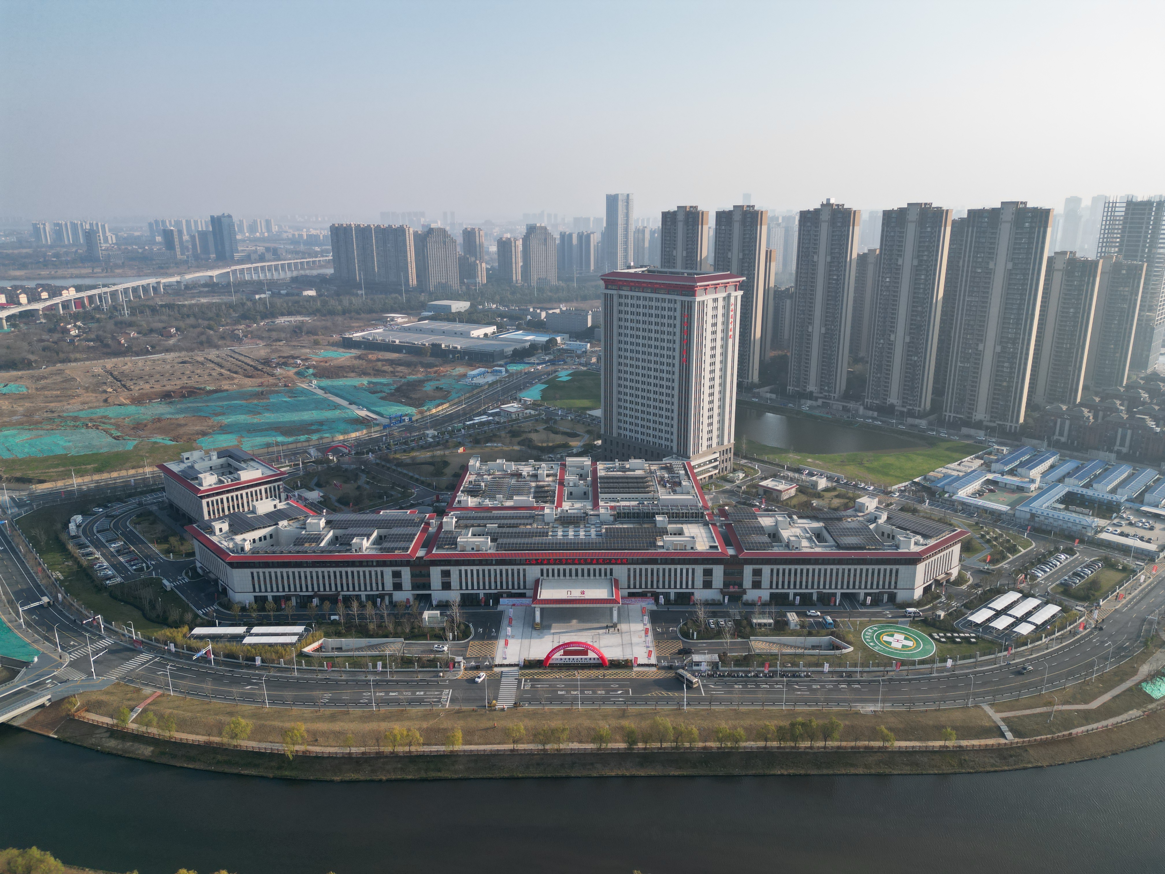 江西中医药大学附属医院高新院区开业.jpg