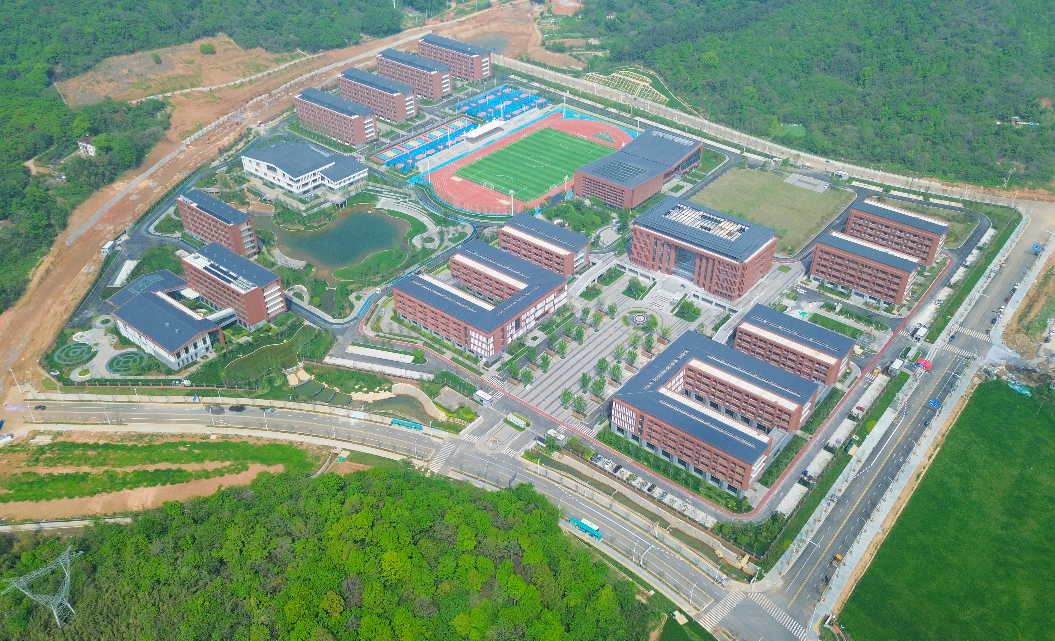 现场俯瞰全景图.jpg 现场俯瞰全景图.jpg